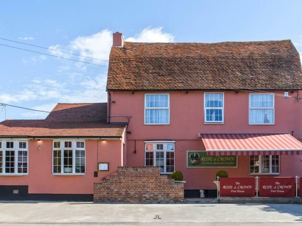 The Rose And Crown Hotel Thorpe-le-Soken Екстериор снимка